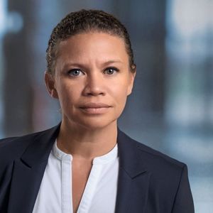 Jessica Bethune, Vice Präsident Industrie- und Prozessautomation DACH bei Schneider Electric: «Für mich geht es darum herauszufinden, was unsere Industrien brauchen, um in fünf, zehn oder 15 Jahren weiterhin wachsen zu können.»(Bild:  Schneider Electric)