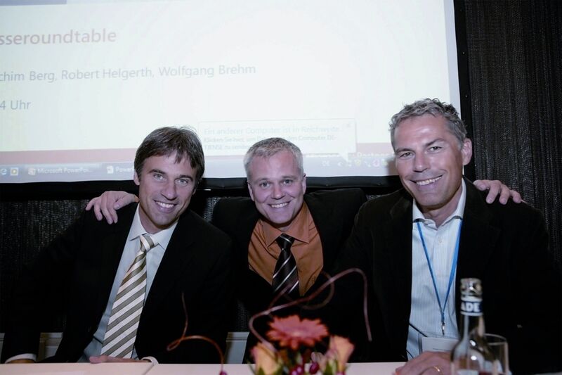 Achim Berg, Wolfgang Brehm und Robert Helgerth gaben einen Überblick zu den geplanten Aktivitäten des Software-Riesen. (Archiv: Vogel Business Media)