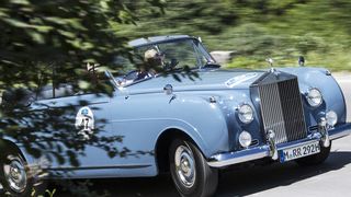 Silvretta Classic 2015: Auch die 18. Auflage der Oldtimer-Rallye bietet jede Menge Golden Oldies. Einer davon ist der Rolls Royce Silver Cloud Drophead von 1957. (Foto: Rolls-Royce)