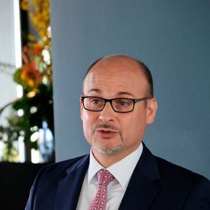 Markus Horn, Vorsitzender Fachabteilung Wendeschneidplatten: "Viele Industrienationen sind dabei, zu deindustrialisieren. Das liegt insbesondere am Strukturbruch in der Automotive-Industrie. Aber auch hohe Energiepreise, der demographische Wandel, die Unsicherheit bei den Lieferketten sowie Wachstums- und Produktivitätsprobleme tragen das ihre dazu bei."(Bild:  Maschinenmarkt/rw)