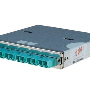 Grundsätzlich können beim tML-System bis zu acht LWL- oder TP-Module zusammen in einem Modulträger mit sehr hoher Portdichte gemischt eingesetzt werden.