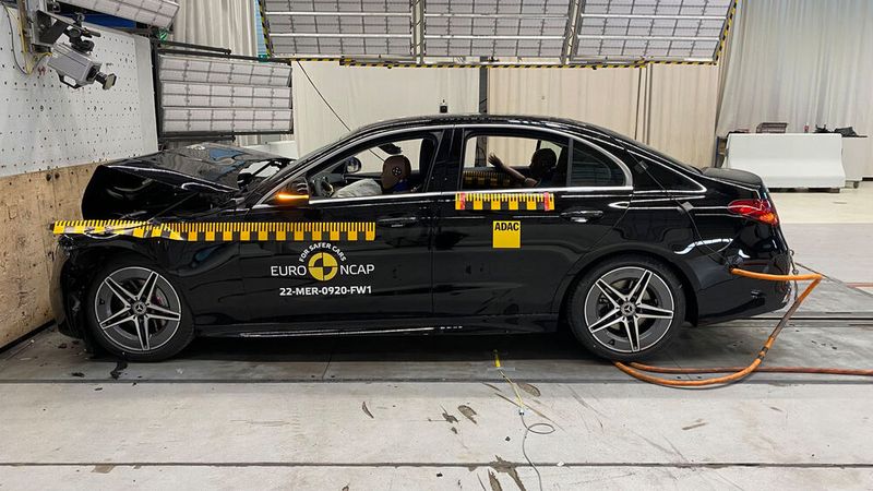 Ebenfalls die Höchstwertung vergab die Organisation an die Mercedes C-Klasse, ... (Bild: Euro-NCAP)