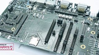 Beliebter Prototypen-Computer jetzt für industriellen Serieneinsatz erhältlich: Single Board Computer von Kontron auf Basis von Raspberry Pi.  (Kontron S&T )