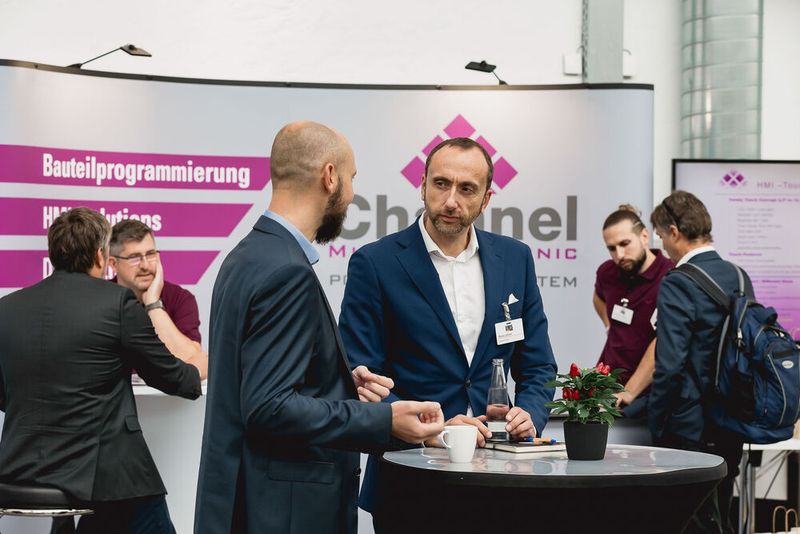 Der EMS-Tag 2024 in Würzburg bringt die Branche an einen Tisch, an dem Ideen und Lösungsansätze für Multikrisen diskutiert werden. (Bild: Stefan Bausewein)