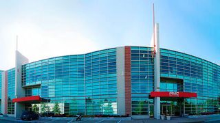 PMC-Sierra-Filiale in Burnaby, Kanada: Der Anbieter von Halbleiter- und Softwarelösungen für Speicher sowie optische und mobile Netzwerke wird für 2,5 Milliarden US-$ Teil von Microsemi. (Wisconnelly, Wikimedia Commons)