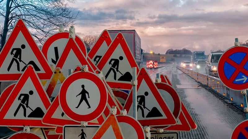 Ab wann werden es eigentlich zu viele Verkehrszeichen?(Bild:  frei lizenziert /  Pixabay)