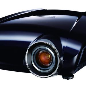 Der Mitsubishi HC7000 erreicht beim Kontrastverhältnis mit 72.000:1 einen neuen Spitzenwert.