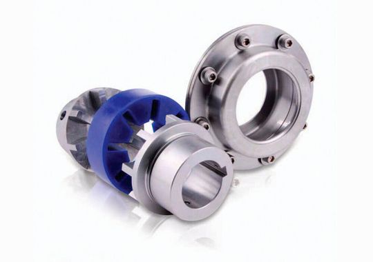 Elastomerkupplungen der Marke Quick Flex mit einfach austauschbarem Elastomerelement (Bild:  R+L Hydraulics)