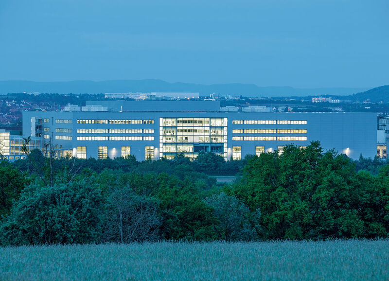Die Technologiefabrik Scharnhausen – das führende Werk von Festo für die Produktion von Ventilen, Ventilinseln und Elektronik. (Bild: Festo)