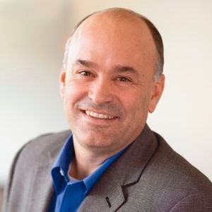 Jim Heppelmann, CEO von PTC, erinnerte zu Beginn seiner Keynote-Ansprache an die Opfer der Terroranschläge von Paris.
