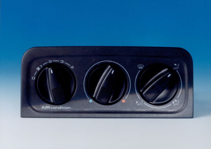 Ende der 80er Jahre entwickelt Preh Heizungs- und Klimabedienteile – zum Beispiel für den VW Golf und Passat.  (Preh)