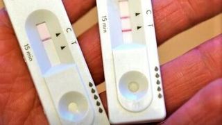 Doch Corona! Dieser Anblick hat für viele Betriebe in Deutschland krasse konsequenzen durch Arbeitsaufälle. Genaueres zeigt hier eine zusammengefasste Studie des Instituts für Arbeitsmarkt- und Berufsforschung (IAB). (DGA)