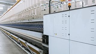 Individuelle Antriebslösungen für Kunden entwickeln – wie diese Getriebelösungen in  Textilmaschinen mit Zustandsüberwachung: das zeichnet den Hersteller SPN Schwaben Präzision aus.  (Bild: TUBA OZYURT)