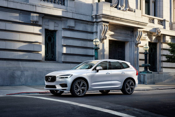 Über die gesamte Modellpalette wird Volvo elektrifizierte Fahrzeuge anbieten: vollelektrische Autos, Plug-in-Hybridmodelle und Fahrzeuge mit Mildhybrid.  (Volvo)