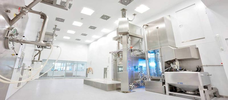 Nicht nur in der Kategorie „Process Innovation“ wurde die neu gebaute NewCon Facility von Pfizer in Illertissen 2008 ausgezeichnet.. (Bild: PhC Pharma Consult)