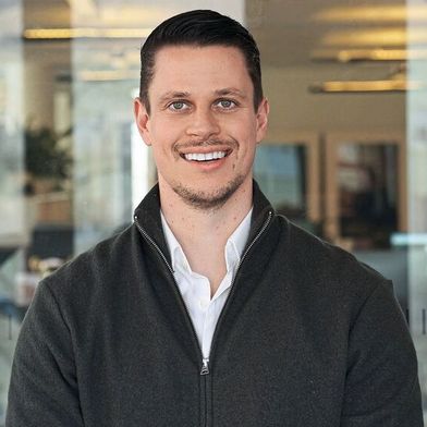 Von Amazon zu Finn: Bernhard Metzger verantwortet seit zwei Jahren das Remarekting des Auto-Abo-Anbieters. Er ist überzeugt vom Database Selling. (Bild: Finn)