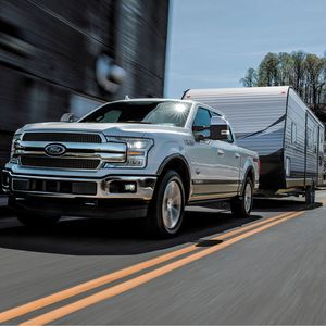... oder größeren Anhängelasten soll das Aggregat keine Schwierigkeiten haben.(Bild:  Ford)