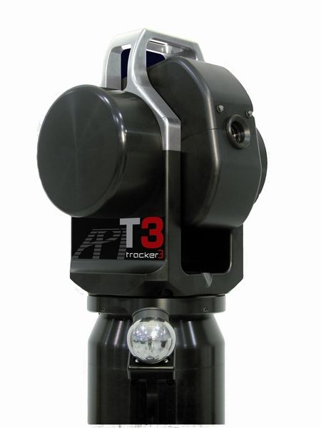 Laser Tracker 3 von API: Aufgrund des Gewichts von 8,5 kg kann das Messgerät an verschiedenen Orten eingesetzt werden. (Archiv: Vogel Business Media)