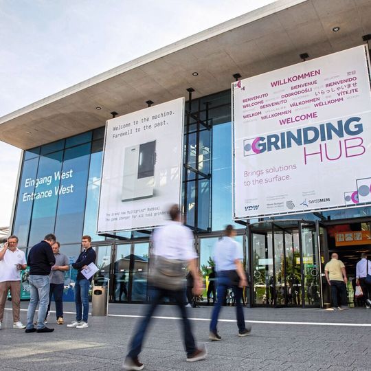 Die Grinding Hub ist das neue Drehkreuz für die Schleiftechnik. Die Grinding Hub ist das neue Drehkreuz für die Schleiftechnik.
