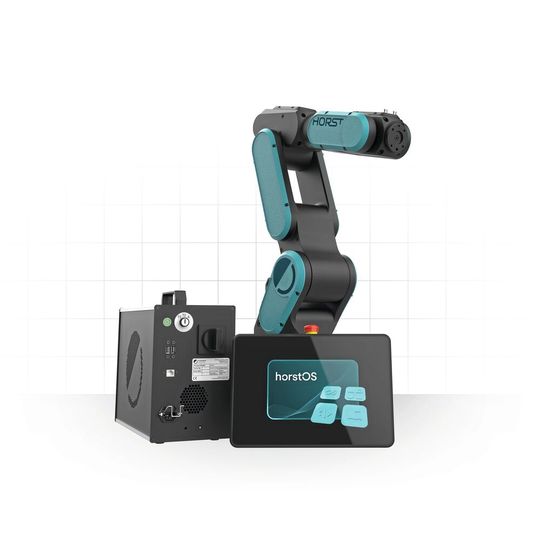 Ausgestattet mit einer eigens entwickelten Steuerung mit integrierter KI und Sprachsteuerung lassen sich die langlebigen und genau positionierenden Industrieroboter einfach programmieren und bedienen. (Bild:  Fruitcore)