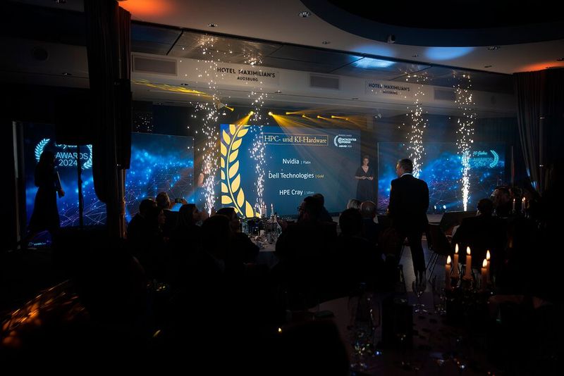 Künstliche Intelligenz (KI) und High Performance Computing (HPC) gehen Hand in Hand; beides braucht Performance, Performance und noch mehr Performance, eben leistungsfähige Hardware. Somit gibt es für den DataCenter-Insider Award 2024 auch eine Kategorie „HPC- und KI-Hardware“. Gewonnen haben hier HPE Cray den Silberpreis, Dell Technologies das Gold, und der Rockstar der Szene, Nvidia, erhält Platin.  (Bild: Manuel Emme Fotografie )
