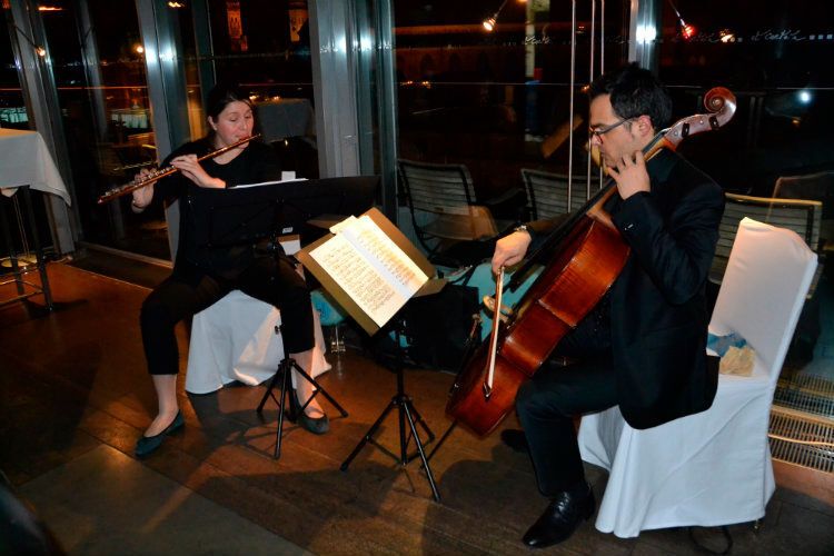 Stimmungsvoll war nicht nur die Location, sondern auch die musikalische Untermalung. (Foto: Mauritz)