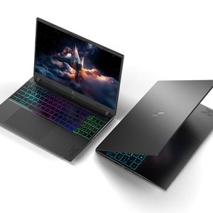 In der Top-Version der Intel-Variante des Nitro V 16 AI (ANV16-151) setzt Acer auf einen Core Ultra 7 355 mit vier P- und vier LPE-Cores. Das 16-Zoll-IPS-Display mit 1.920 x 1.200 Pixel schafft 180 Hz.(Bild:  Acer)