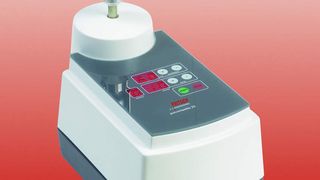 1 Die Kugelmühle Pulverisette 23 von Fritsch zur Feinstzerkleinerung von beispielsweise Haarproben. (Archiv: Vogel Business Media)