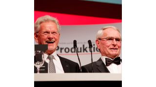 Deutscher Maschinenbau Preis 2015 für Gerhard Sturm (rechts) und Dr. Manfred Wittenstein (links). Gründer von EBM-Papst und früherer VDMA-Präsident werden für ihre Lebensleistung als Unternehmer ausgezeichnet. (Bild: VDMA)