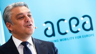Acea-Präsident und Renault-CEO Luca de Meo   (Bild: ACEA)