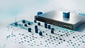 Qnap stellt zwei L3-Lite-Switches mit zwölf 10GbE-Ports und sechs 25GbE-Uplinks vor. Die PoE-Version bietet 470 Watt Gesamtbudget. (Bild: Qnap)