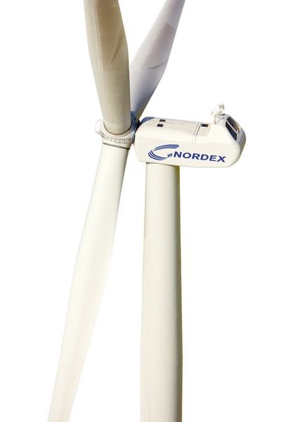 Die Windkraftbranche wuchs im vergangenen Jahr weltweit um rund 30 %. Die größten Zuwächse gab es in den USA und China. Hier eine 2,5-MW-Anlage der Firma Nordex. Bild: Nordex (Archiv: Vogel Business Media)