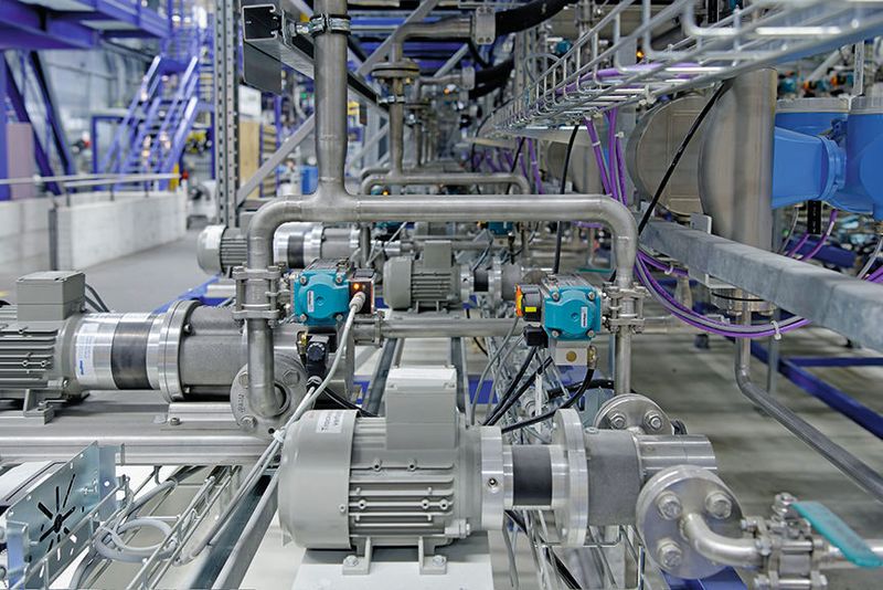 Ein Blick unter die Bindemittel-Aufbereitungsanlage. (Siemens)