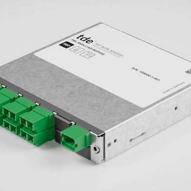 Das „TML“-Breakoutmodul ist für einfache Handhabung konzipiert. Es lässt sich ausschließlich in der vorderen Patch-Feldebene patchen.  (Bild: TDE – Trans Data Elektronik GmbH)