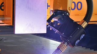 Die multifunktionale Plasmaschneidanlage der «MG»-Baureihe ist mit einer Kjellberg-Plasmastromquelle ausgerüstet, die eine breite Palette an Anwendungsmöglichkeiten bietet. (Bild: X-Metall Innertkirchen)