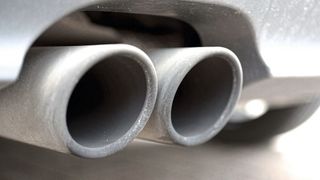 Der Straßenverkehr ist der EU-Kommission zufolge die größte Quelle für Luftverschmutzung in Städten. (Bild: frei lizenziert)