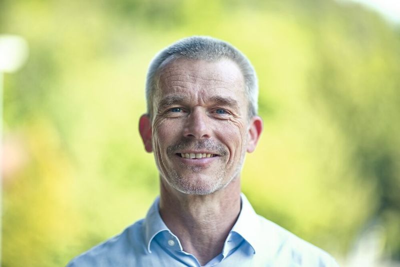 « En règle générale, ce genre de demandes nous laisse sans voix. En effet, ces systèmes de fabrication sont rares sur le marché. Nous n'avions encore jamais réalisé de solution de fabrication de ce type en Suisse. Thomas Siegrist (PDG, Wenk AG)   (Bild: Matthias Böhm)