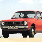 Mit dem Cherry schickte sich Nissan im Sommer 1972 an, den deutschen Automarkt durchzuwirbeln. Er war der Türoffner für die "gelbe Gefahr" der hiesigen Autoindustrie. Mit dem Cherry schickte sich Nissan im Sommer 1972 an, den deutschen Automarkt durchzuwirbeln. Er war der Türoffner für die "gelbe Gefahr" der hiesigen Autoindustrie.