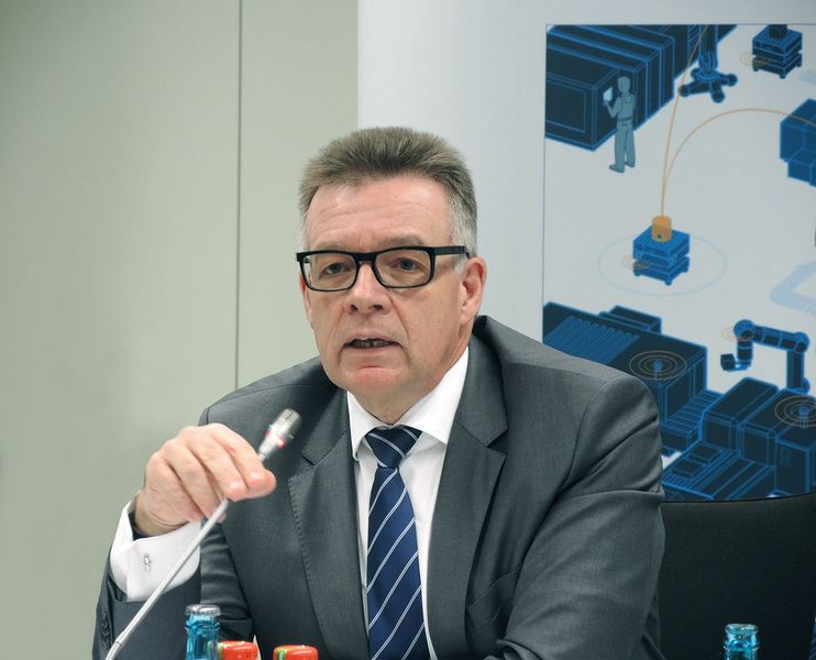 Dr. Klaus Mittelbach: „Wer Industrie 4.0 verstehen will, kommt an Deutschland nicht vorbei.“ (Bild: Stefanie Michel)