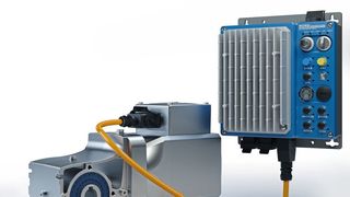 Die Logi-Drive-Antriebe bestehen aus einem energieeffizienten Permanentmagnet-Synchronmotor, einem zweistufigen Kegelstirnradgetriebe und einem Nordac-Link-Feldverteiler. (Bild: Getriebebau Nord)