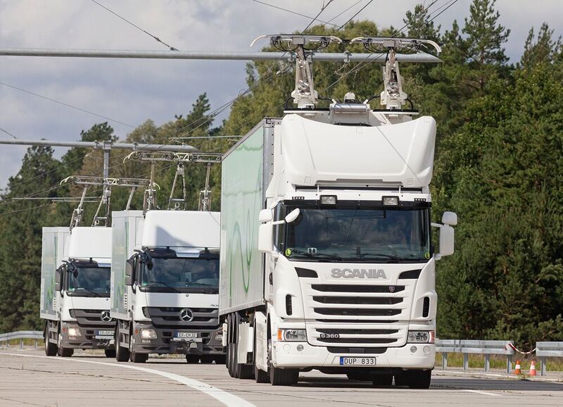 Der E-Highway basiert auf einem intelligenten Stromabnehmer in Kombination mit einem Hybridantriebssystem. (Bild: Siemens)