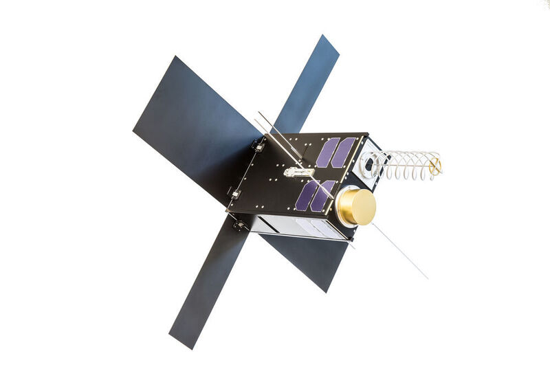 Sobald der Nanosatellit voll einsatzbereit ist, wird er 16-mal täglich über die Pole und zweimal täglich über den Äquator fliegen und die Erde mit einer zuverlässigen IoT-fähigen Konnektivität versorgen.  (Hiber)