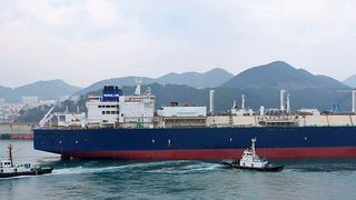 Der erste eisbrechende Flüssiggastanker der Jamal-Serie absolviert derzeit schon Testfahrten. (Novatek)