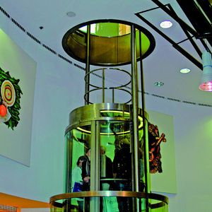 Bild 1: Sicherheitsfunktionen von Aufzügen werden in der Regel nach dem Safety Integrity Level SIL bewertet. Bild: Pepperl + Fuchs