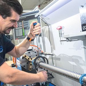 (Steinmeyer/Frank Luger)