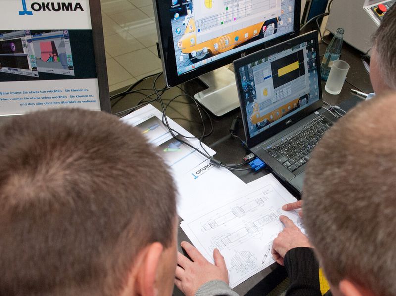 Impressionen vom Okuma-Open-House 2012. (Bild: Okuma/Hennecke)