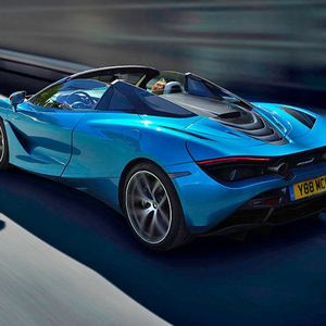 Für 273.000 Euro gibt es dann 530 kW/720 PS und 770 Newtonmeter Drehmoment bei einem Gewicht von knapp 1,3 Tonnen.(Bild:  McLaren)