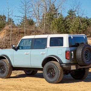 ... oder auch im Viertürer.(Bild:  Auto-Medienportal.Net/Ford)