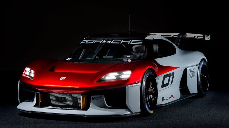 Im Qualifying-Modus ist der Mission R bis zu 800 kW/1.088 PS stark und später mal über 300 Kilometer schnell. Im Qualifying-Modus ist der Mission R bis zu 800 kW/1.088 PS stark und später mal über 300 Kilometer schnell.