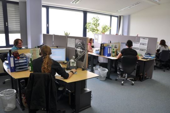 Die Telefonberater von Meinauto.de erhalten spezielle Schulungen, bevor sie in Kundenkontakt treten. (Archiv: Vogel Business Media)